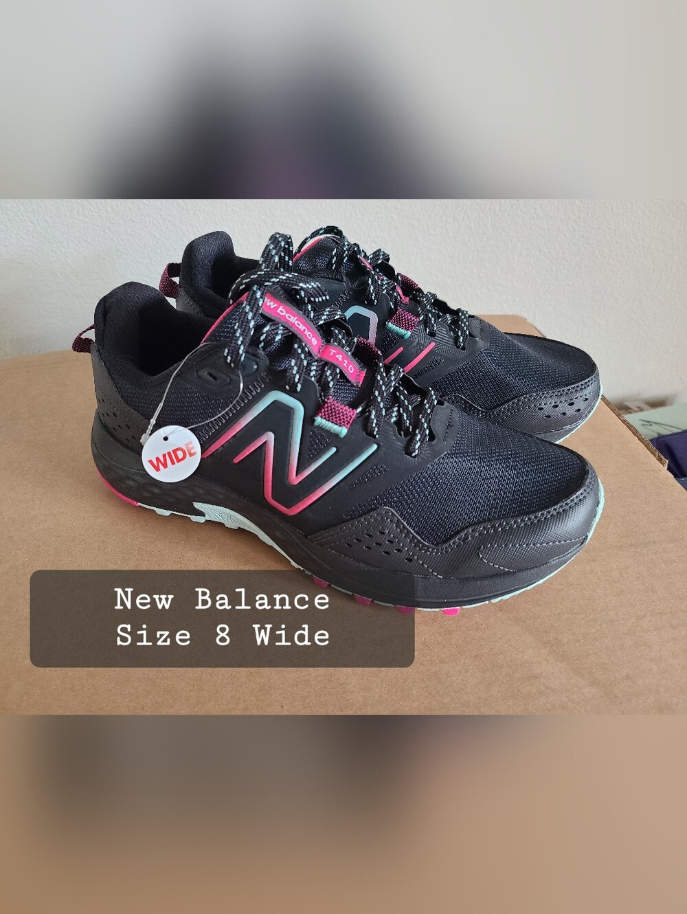 NEW Women's New Balance 410 V8 trail running shoes - Size 8 WIDE